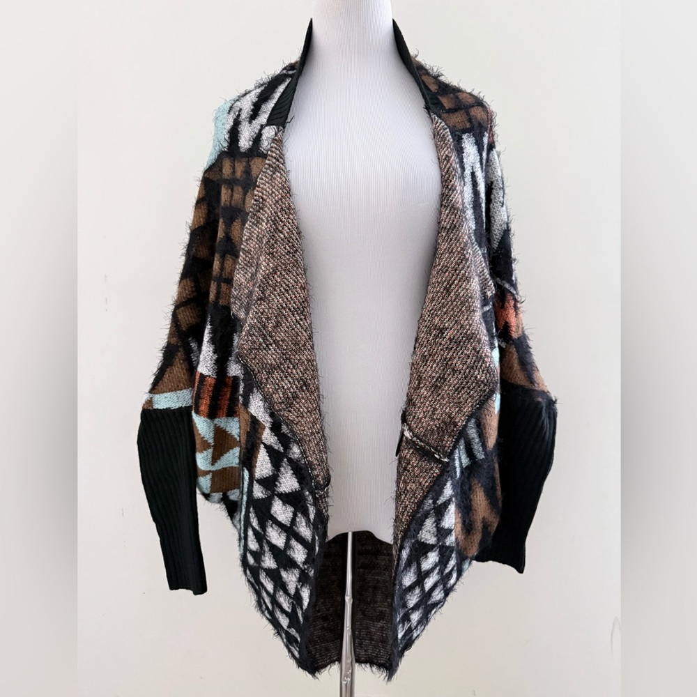 MAXMARA - MAXSPORT || Mew - Cocoon Cardigan Aztec Print Shrug/Sweater. Sz. S/M